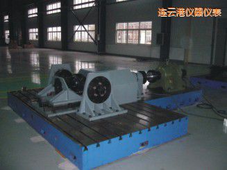 連云港微機(jī)控制驅(qū)動(dòng)橋總成扭轉(zhuǎn)試驗(yàn)機(jī)