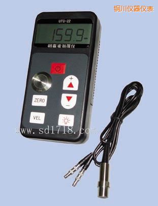 �~�������y��x