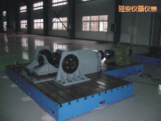 延安微機(jī)控制驅(qū)動橋總成扭轉(zhuǎn)試驗(yàn)機(jī)