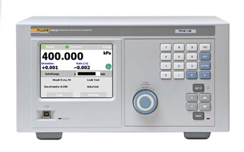 ���w����������У����